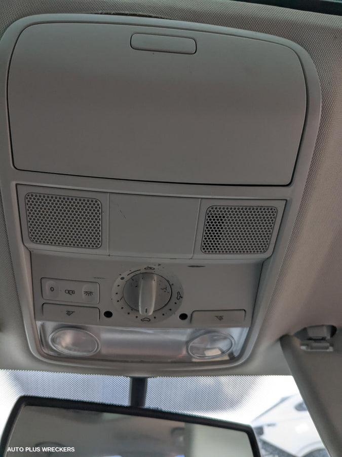 2006 Volkswagen Jetta Bonnet