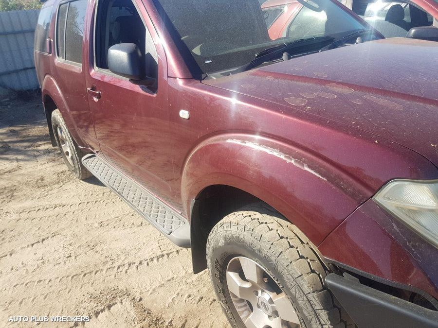 2006 Nissan Pathfinder Rear Garnish