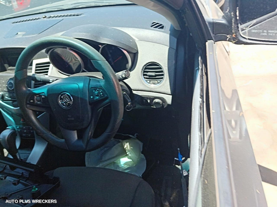 2009 Holden Cruze Left Front Door