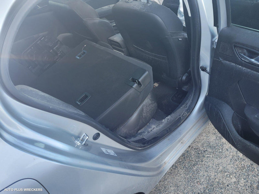 2018 Renault Megane Right Door Mirror