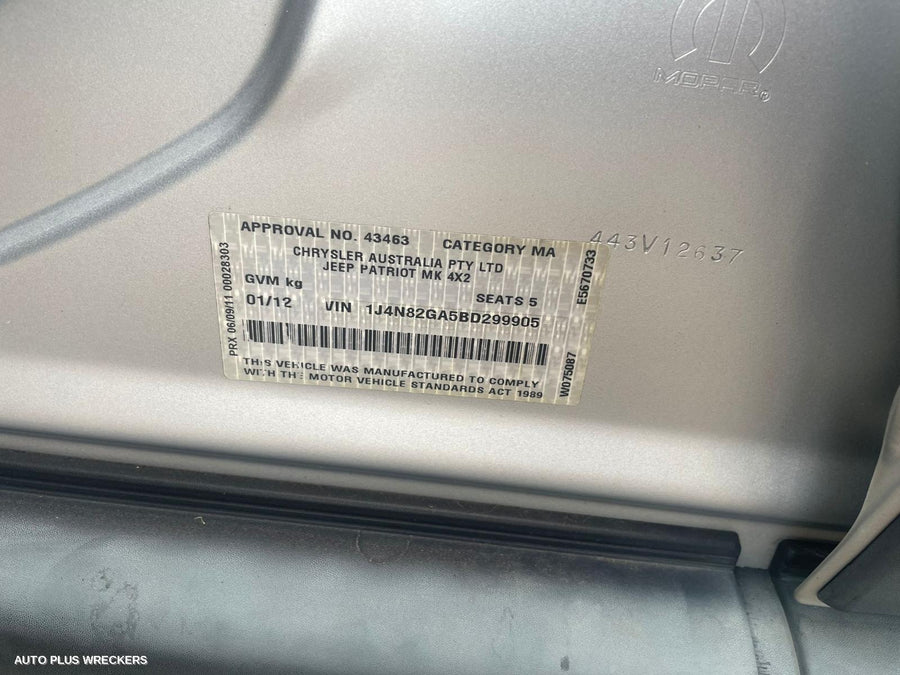 2012 Jeep Patriot Right Door Mirror