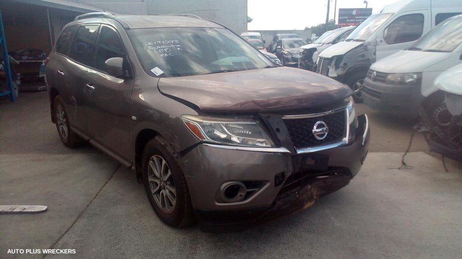 2013 Nissan Pathfinder Wheel Mag