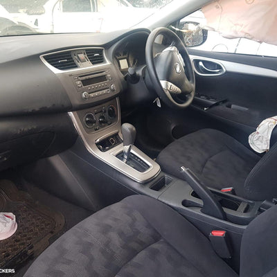 2013 Nissan Pulsar Left Taillight