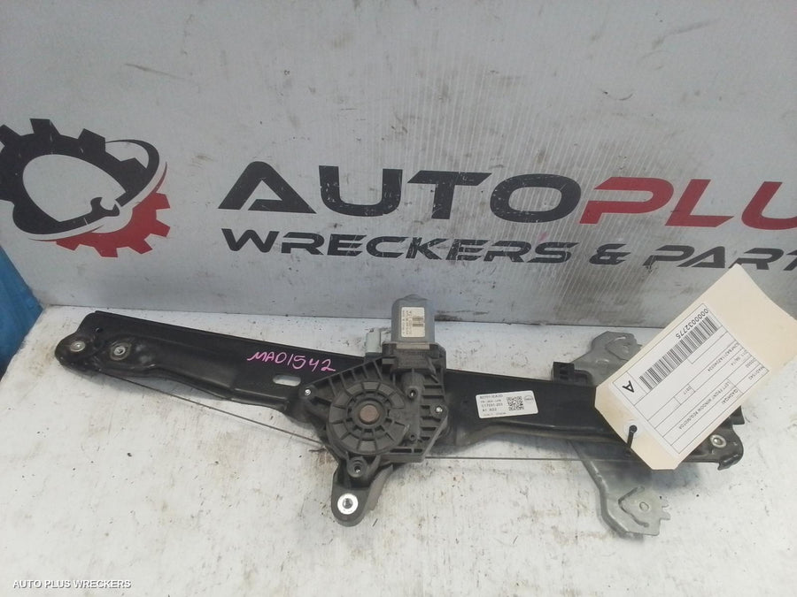 2013-2017 Nissan Qashqai Left Front Window Reg Motor