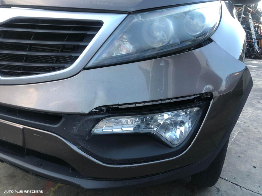 2014 Kia Sportage Left Taillight