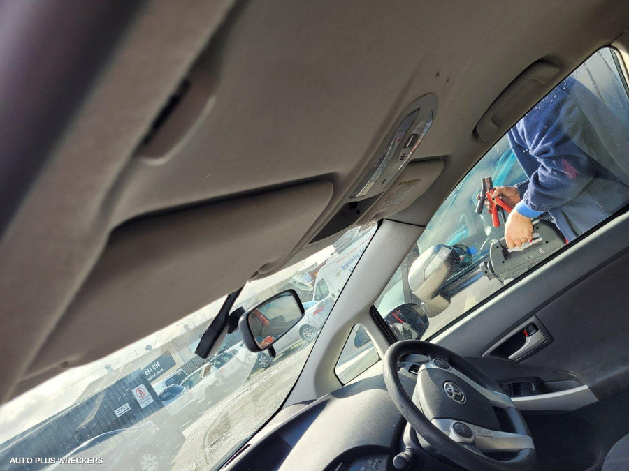 2010 Toyota Prius Bonnet