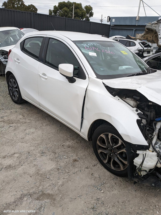 2016 Mazda 2 Left Taillight