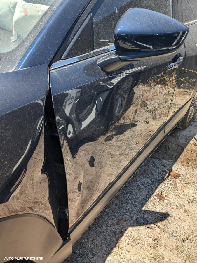 2019-2025 Mazda Cx30 Left Taillight