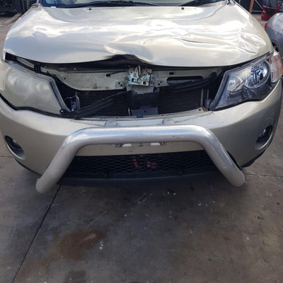 2009 Mitsubishi Outlander Rear Garnish