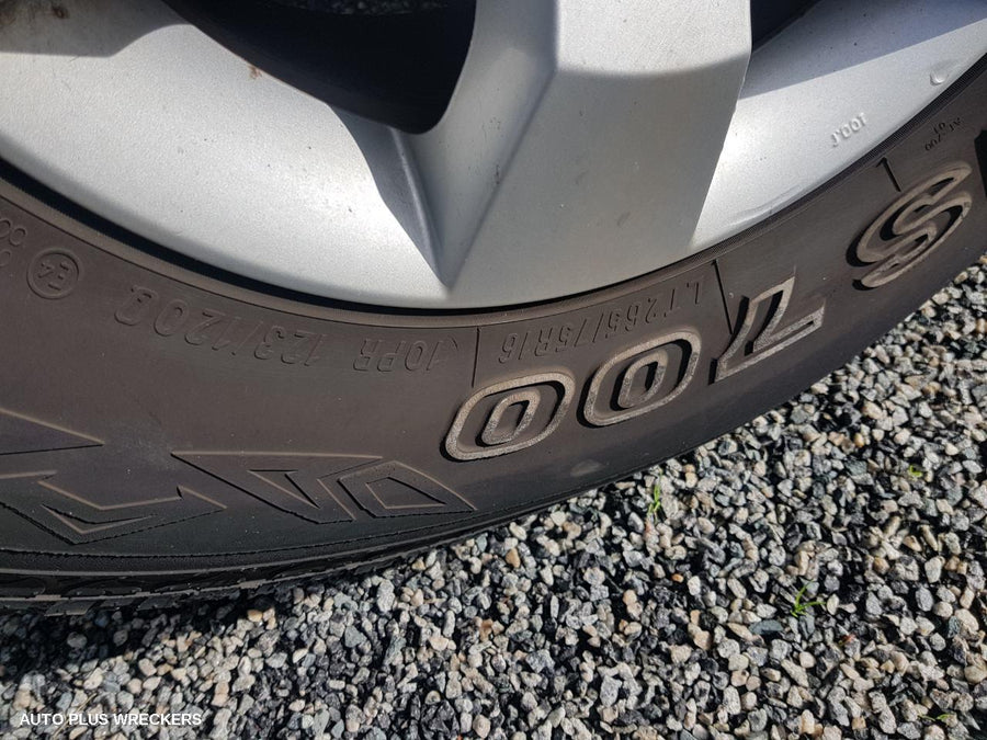 2006 Nissan Navara Right Door Mirror