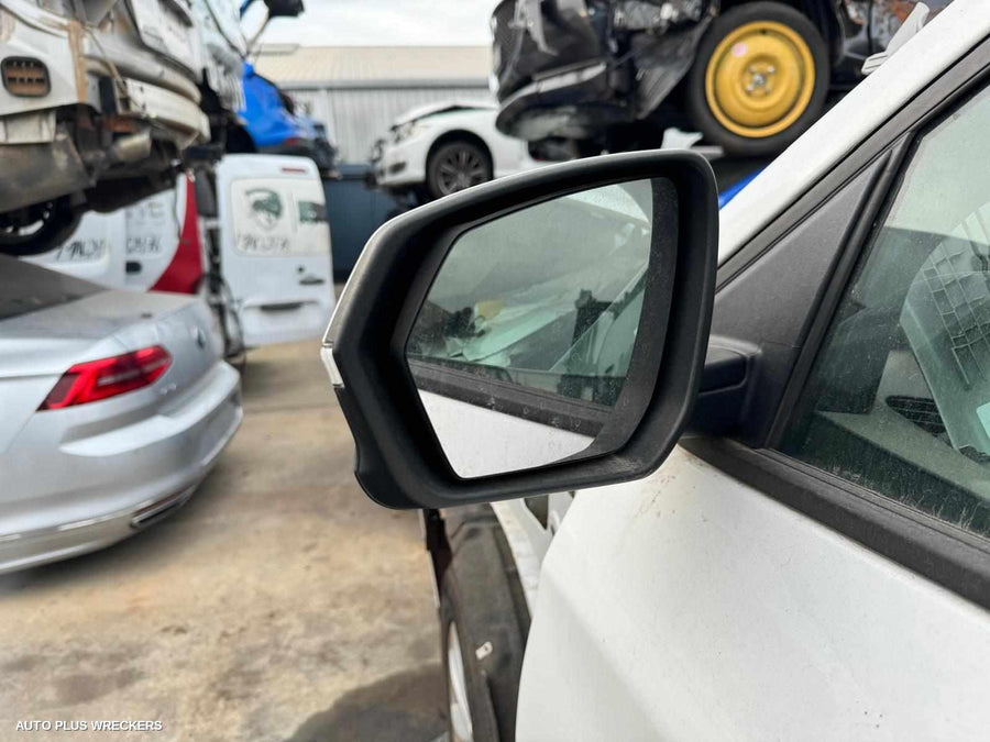 2019 Holden Equinox Right Front Door