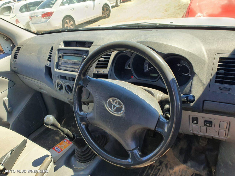 2008 Toyota Hilux Sunvisor