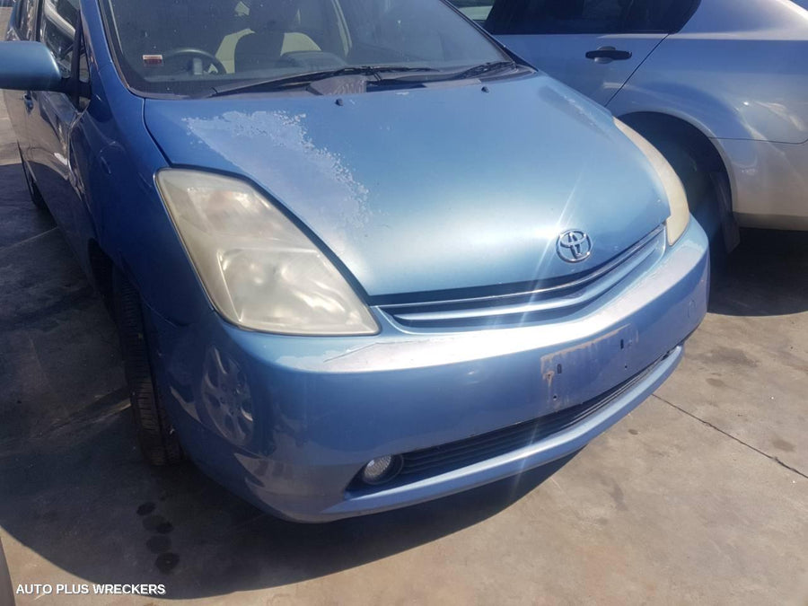 2005 Toyota Prius Left Front Door Window