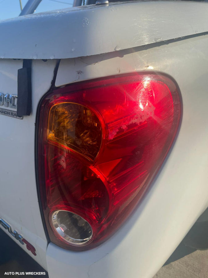 2008 Mitsubishi Triton Tonneau Cover