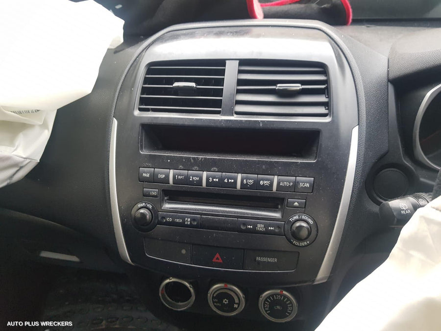 2011 Mitsubishi Asx Left Indicator Fog Side