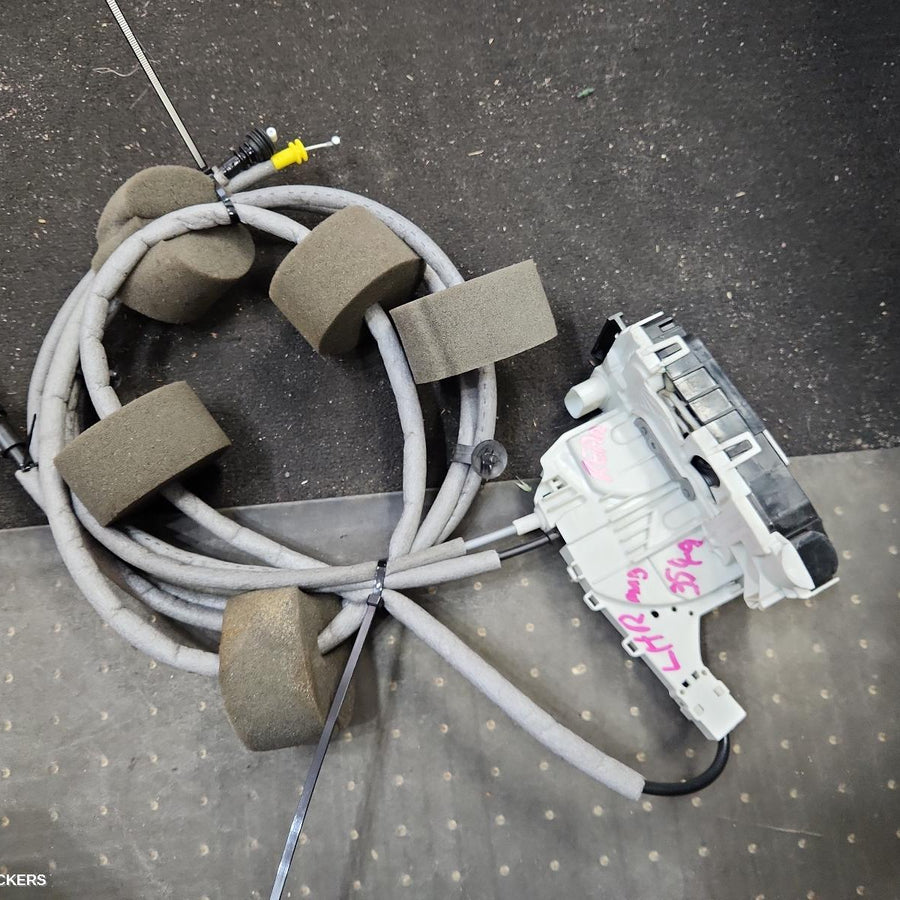 2015-2025 Mercedes Vito Door Boot Gate Lock