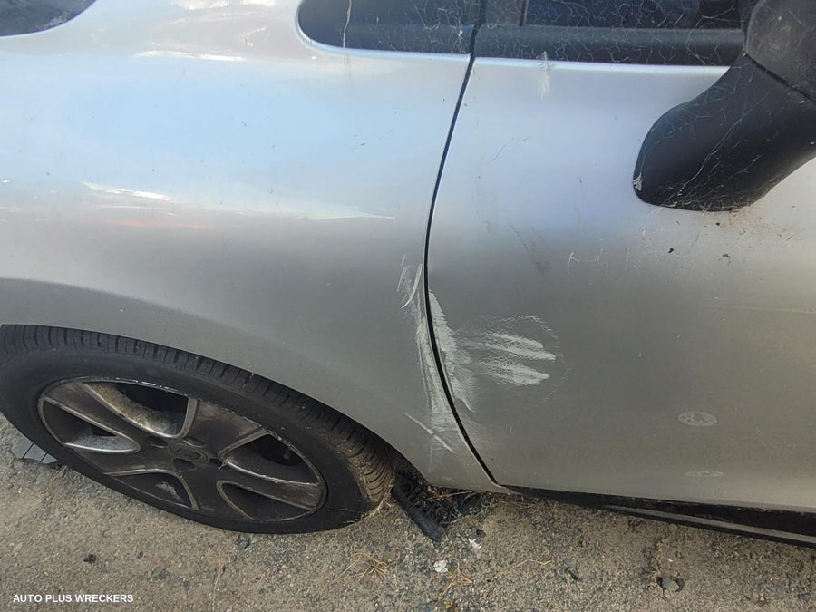 2014 Renault Clio Sunvisor