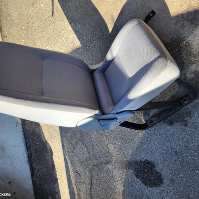 2007 Toyota Hiace 3rd Seat
