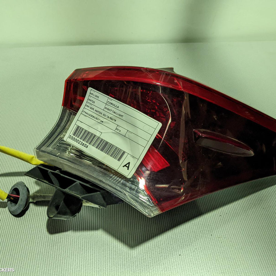 2015-2018 Toyota Corolla Right Taillight