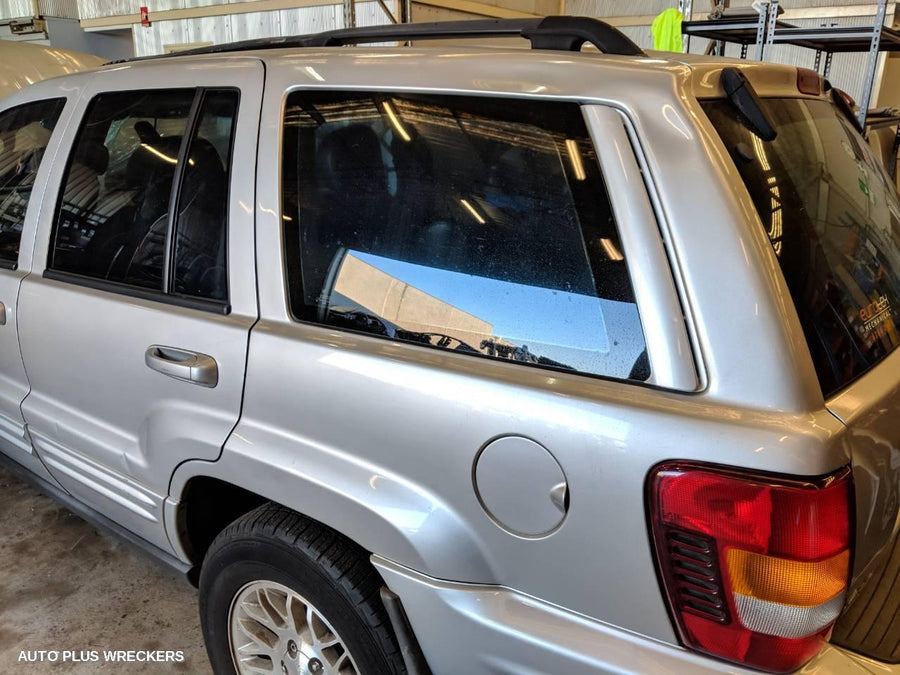 2003 Jeep Grandcherokee Right Front Door Window