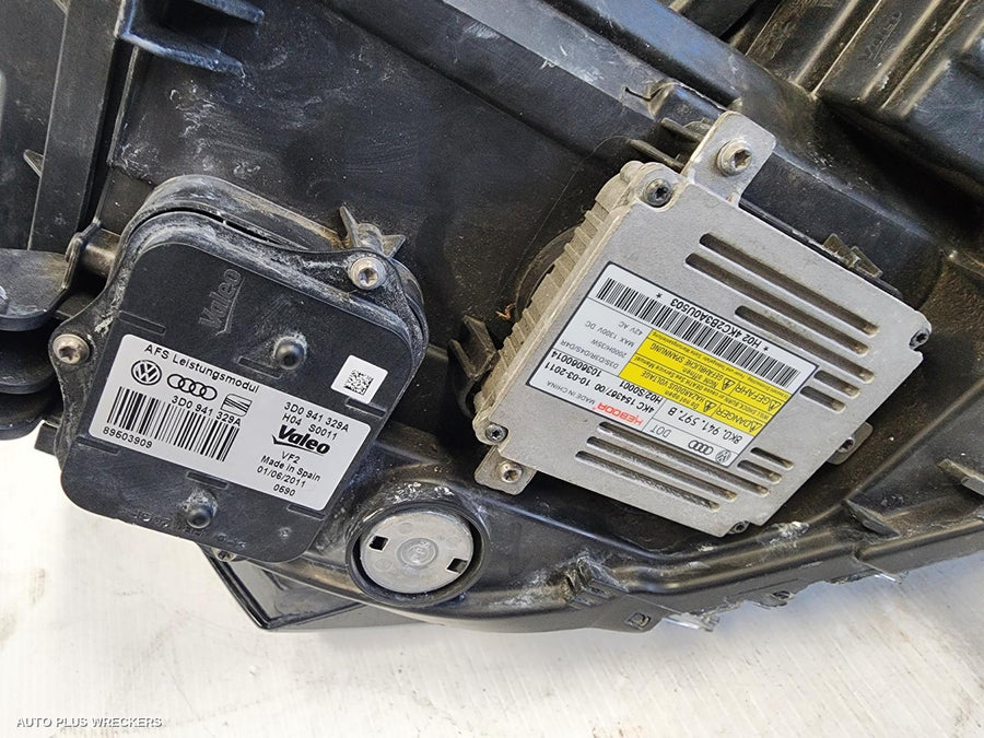 2014 Volkswagen Passat Left Headlamp