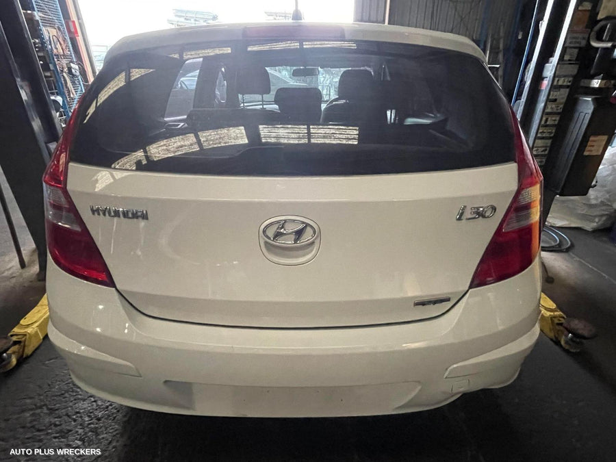 2009 Hyundai I30 Left Rear Door Window