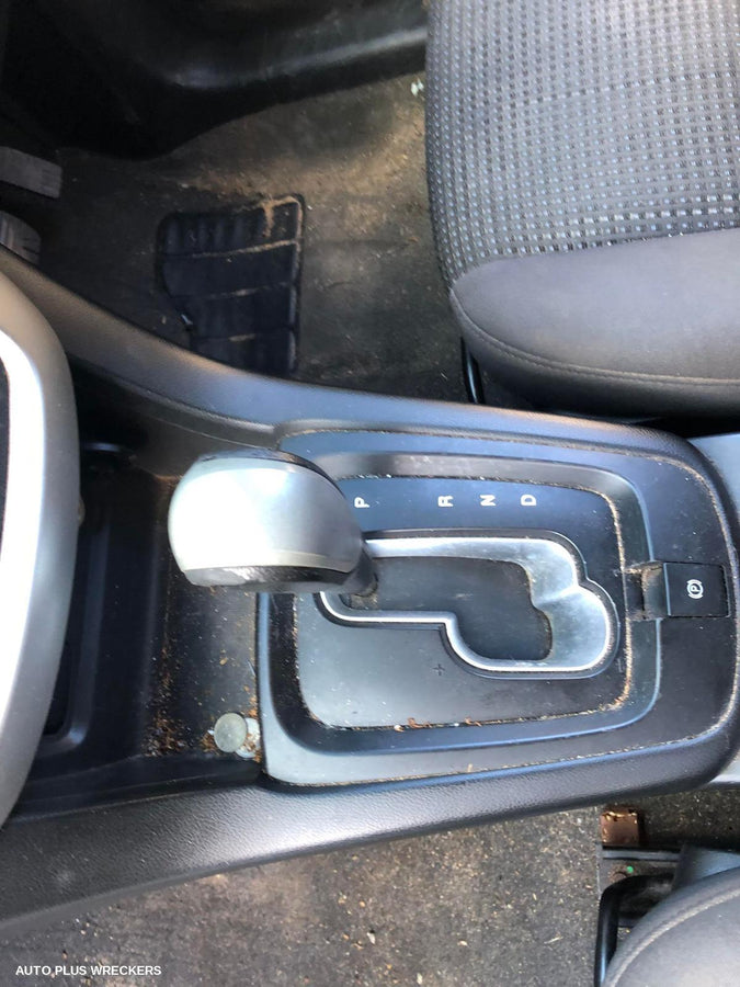 2016 Holden Captiva Right Door Mirror