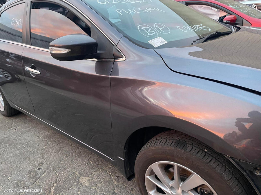 2013 Nissan Pulsar Left Door Mirror