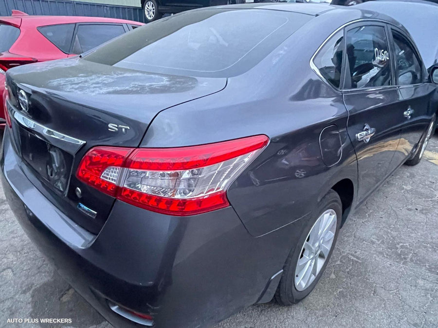 2013 Nissan Pulsar Left Door Mirror