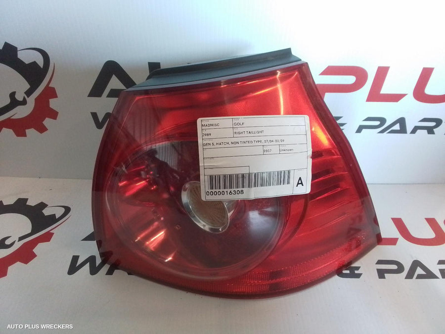 2007 Volkswagen Golf Right Taillight