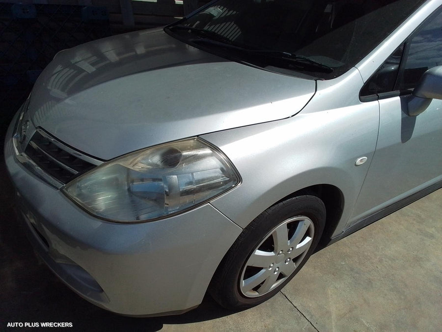 2011 Nissan Tiida Fan