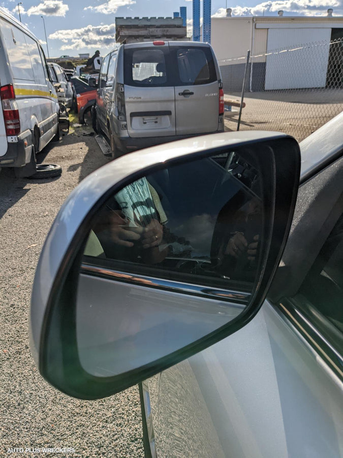 2012 Toyota Kluger Radio Cd Dvd Sat Tv