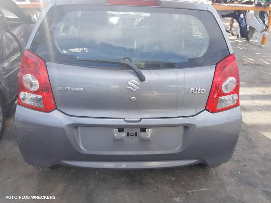 2013 Suzuki Alto Left Guard