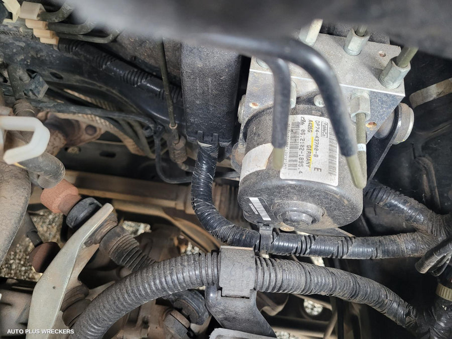 2011 Mazda 2 Right Front Window Reg Motor