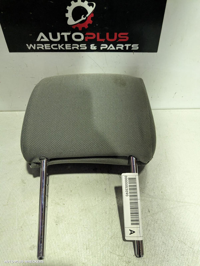 2005-2015 Nissan Navara Headrest