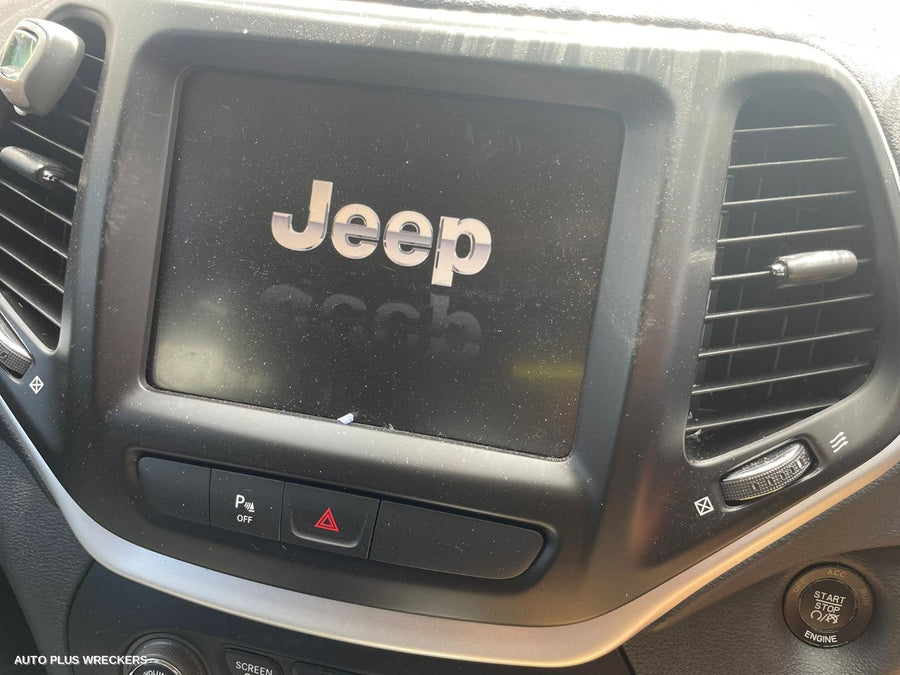 2016 Jeep Cherokee Right Taillight