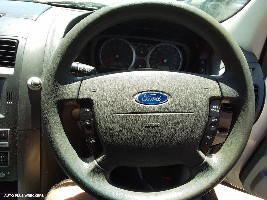 2008 FORD TERRITORY RIGHT FRONT DOOR