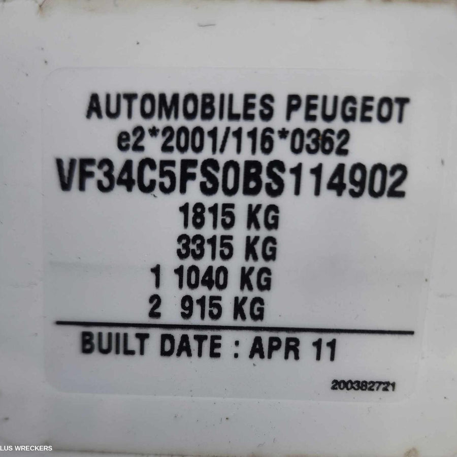 2012 Peugeot 308 Left Front Door