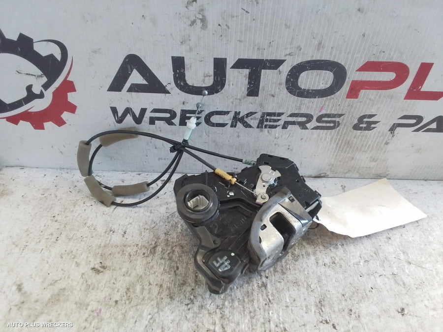 2014 Toyota Aurion Door Boot Gate Lock