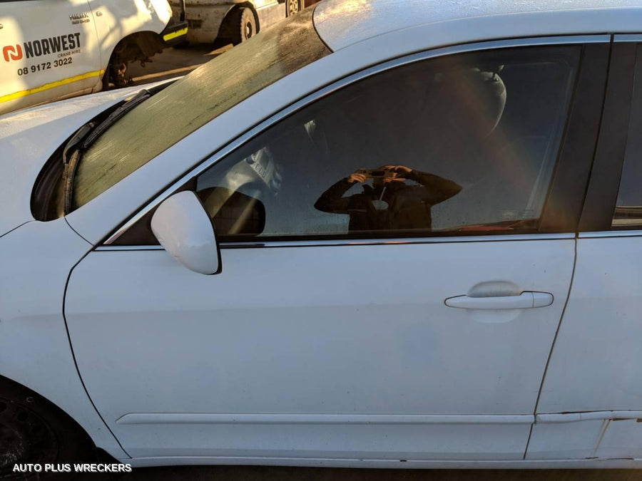 2007 Toyota Camry Left Front Window Reg Motor