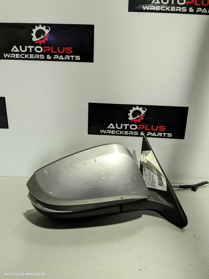 2016-2021 Toyota Kluger Right Door Mirror
