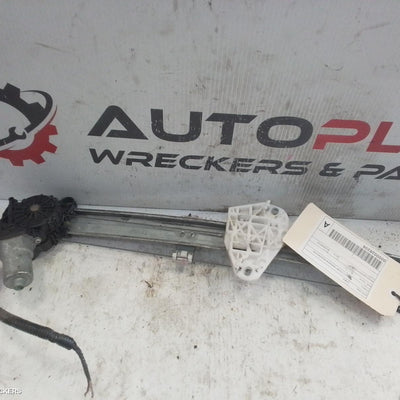 2014-2021 Honda Hrv Right Front Window Reg Motor
