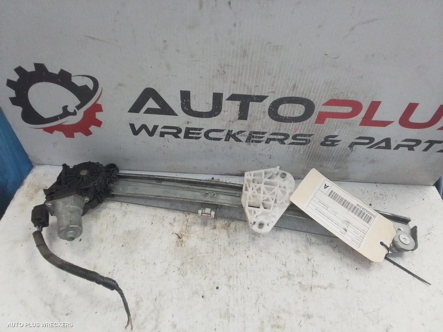 2014-2021 Honda Hrv Right Front Window Reg Motor