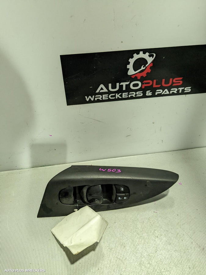 2014 Nissan Pulsar Pwr Dr Wind Switch