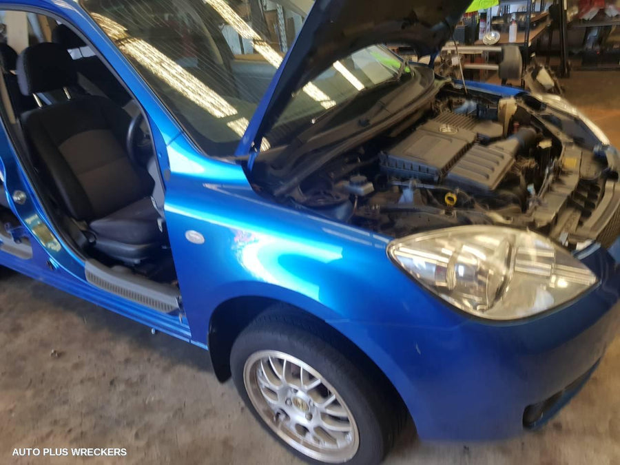 2006 MAZDA 2 DOOR BOOT GATE LOCK