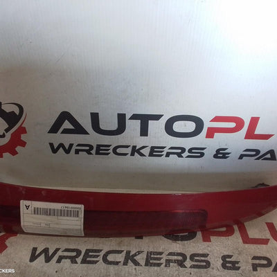 2004 Volvo Xc90 Left Taillight