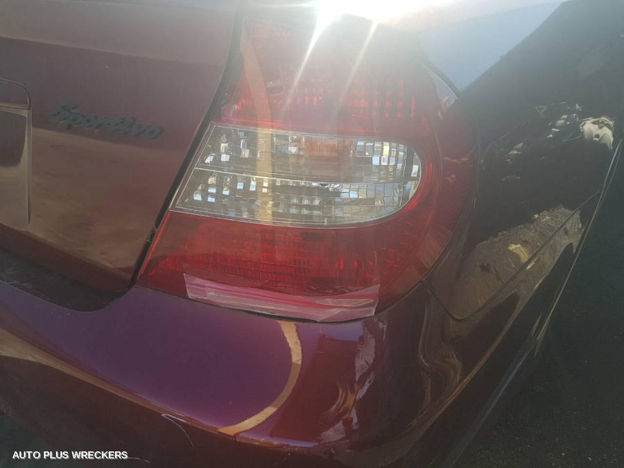 2002-2004 Toyota Camry Right Headlamp
