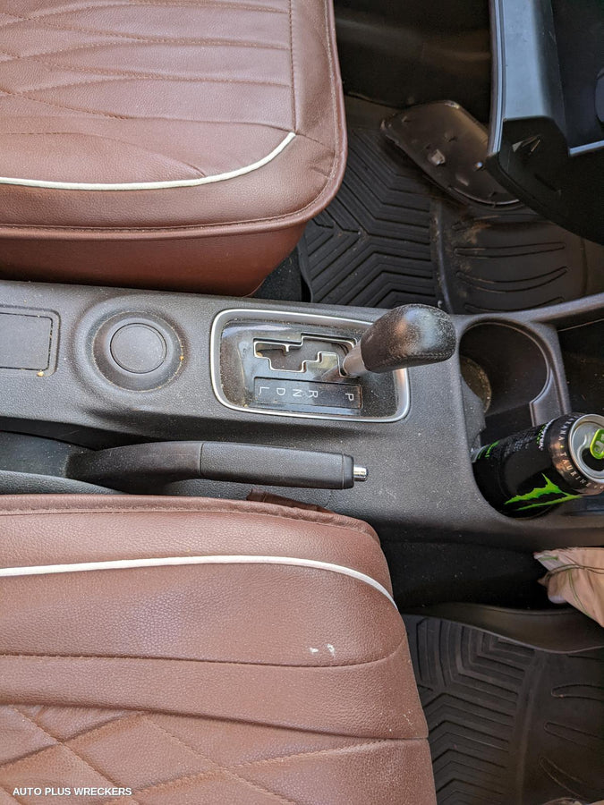 2015 Mitsubishi Outlander Headrest