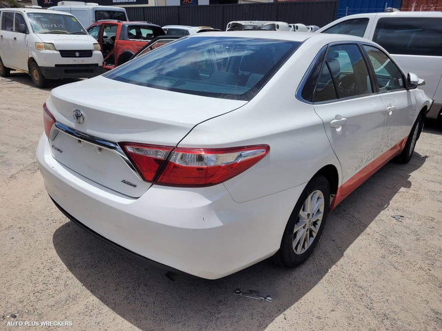 2017 Toyota Camry Instrument Cluster