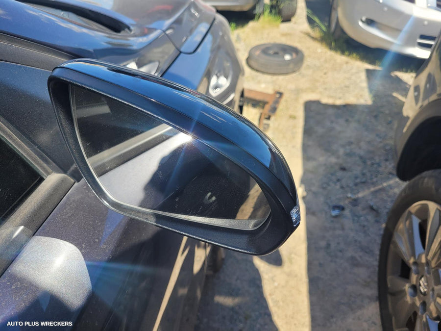 2017-2023 Hyundai I30 Left Front Door